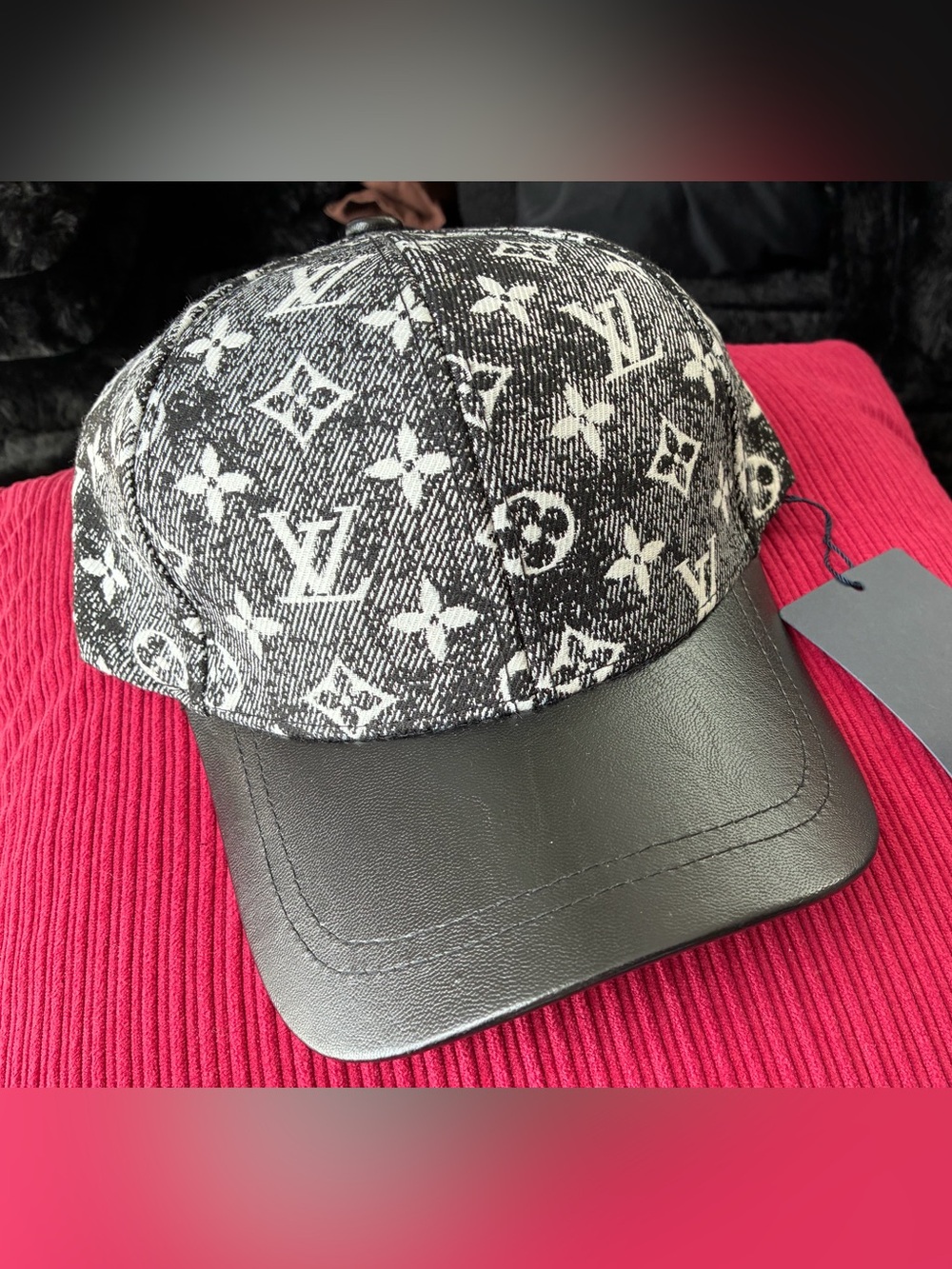 New Designer Luxury Adjustable Black and White Hat